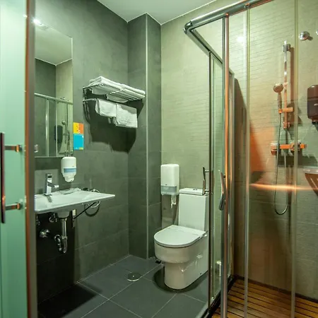 Nardos Hotel 2*