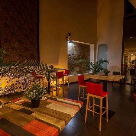 Nardos Hotel